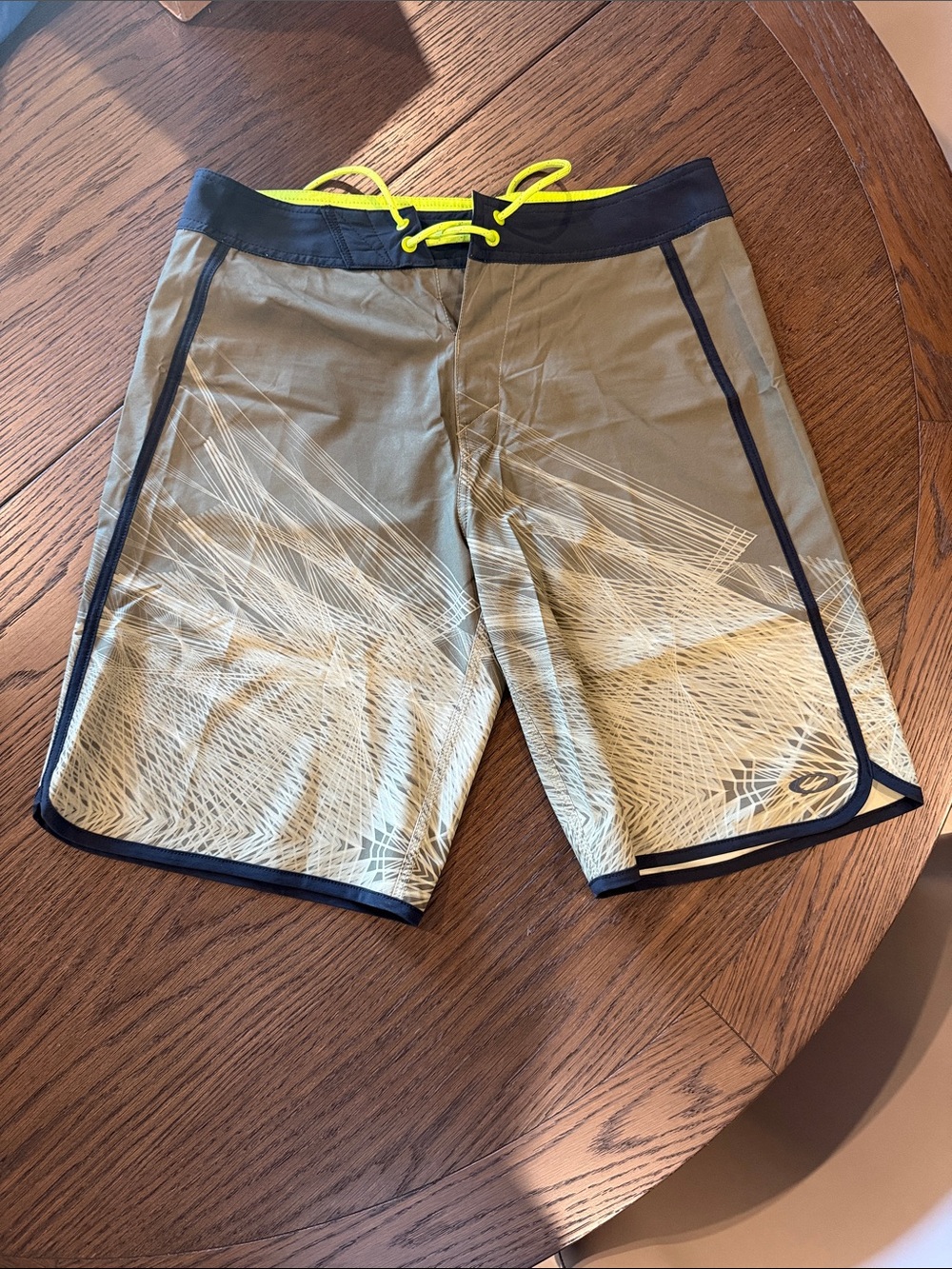 Oakley Men's Olive Green Graphic Swim Board short